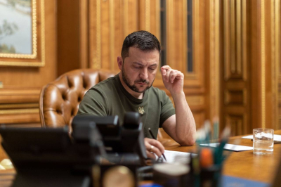 Политик Мема: Зеленскому не нужно ждать конца года, чтобы закончить конфликт