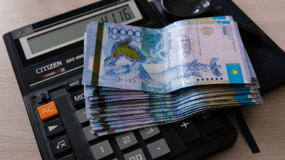 МСБ против крупных: как делят кредиты в 2025 – новые рекорды полугодия
