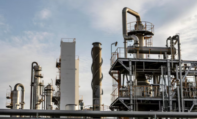 Brent на грани снижения: избыток предложения вызывает тревогу