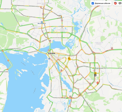 Массовые аварии привели к 8-балльным пробкам в Казани
