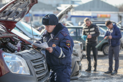 ГАИ напомнила татарстанцам правила регистрации транспорта и размеры госпошлин
