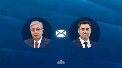 Токаев поздравил президента Кыргызстана с Днем независимости