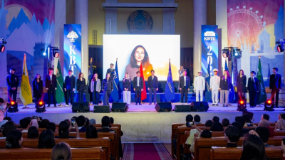 Основываясь на традициях стремиться в будущее