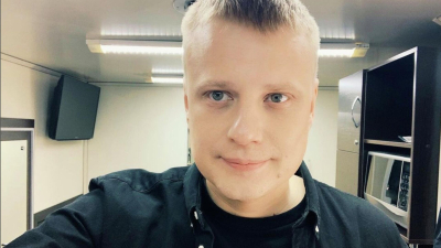 Слава Комиссаренко с иронией высказался о лишении гражданства России