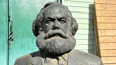 Спустя 20 лет &mdash; домой: бюст Карла Маркса вернется на одноименную улицу в Казани