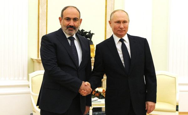 Пашинян заявил, что надеется на поздравление Путина после выборов