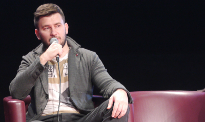 Писатель Глуховский* продал две квартиры в Москве со скидкой в 90 млн рублей