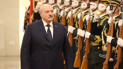 Лукашенко: белорусских военных на Украине не будет
